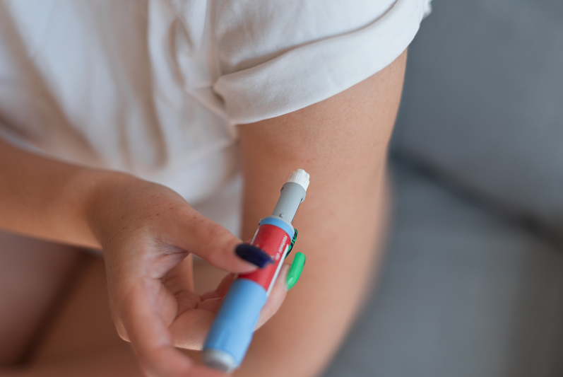 Du « médicament miracle » au cauchemar absolu : les médecins vent debout contre la plus grande supercherie pharmaceutique actuelle