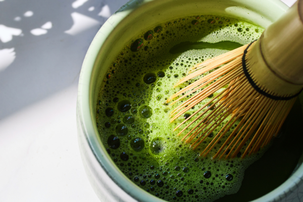 Boire du matcha est-il devenu dangereux ?
